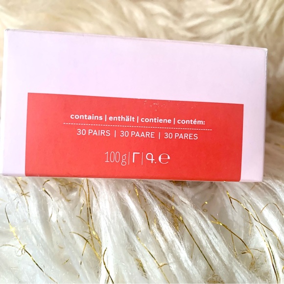 Mary Kay Hydrogel Eye Patches - Picture 3 of 5